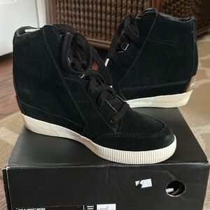 Sorel Wedge sneaker bootie- Black 6 1/2